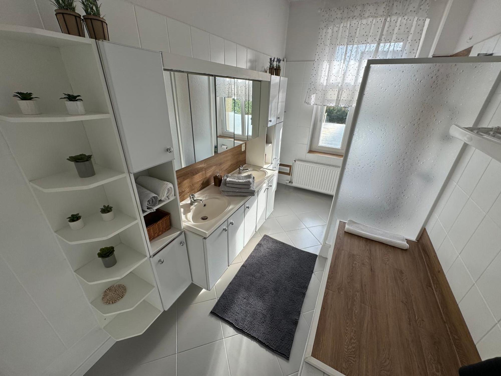 Almar Cieplice-zdroj Apartment Jelenia Gora